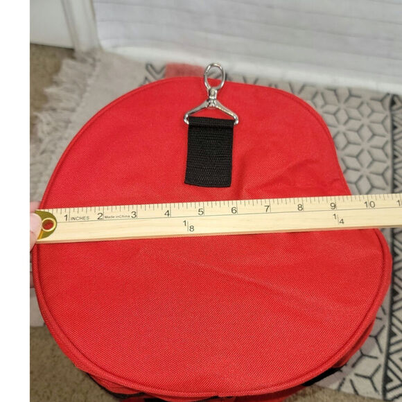 THIRTY-ONE BAGS SMALL RED DUFFLE TOTE BAG IN RED, W "LANDON" in BLACK - Picture 13 of 16